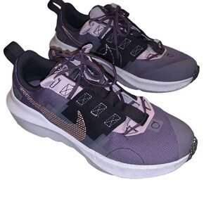 Nike Purple and Gray Sneakers Modern Athletic Design